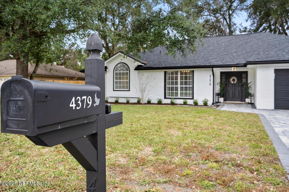 4379 Apple Tree Place Jacksonville, FL 32258 - Photo 4 of 42 03-DSC08577