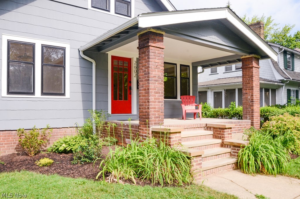 2602 Queenston Road Cleveland Heights, OH 44118 - Photo 2 of 23 Gallery Image 2