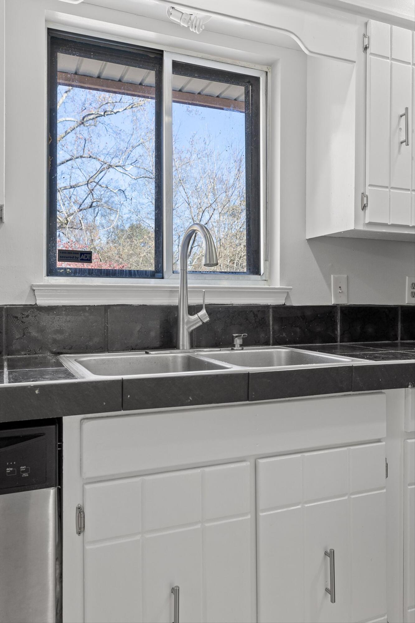 425 Stone Ridge Drive Hixson, TN 37343 - Photo 14 of 35 22-Stone Ridge-22