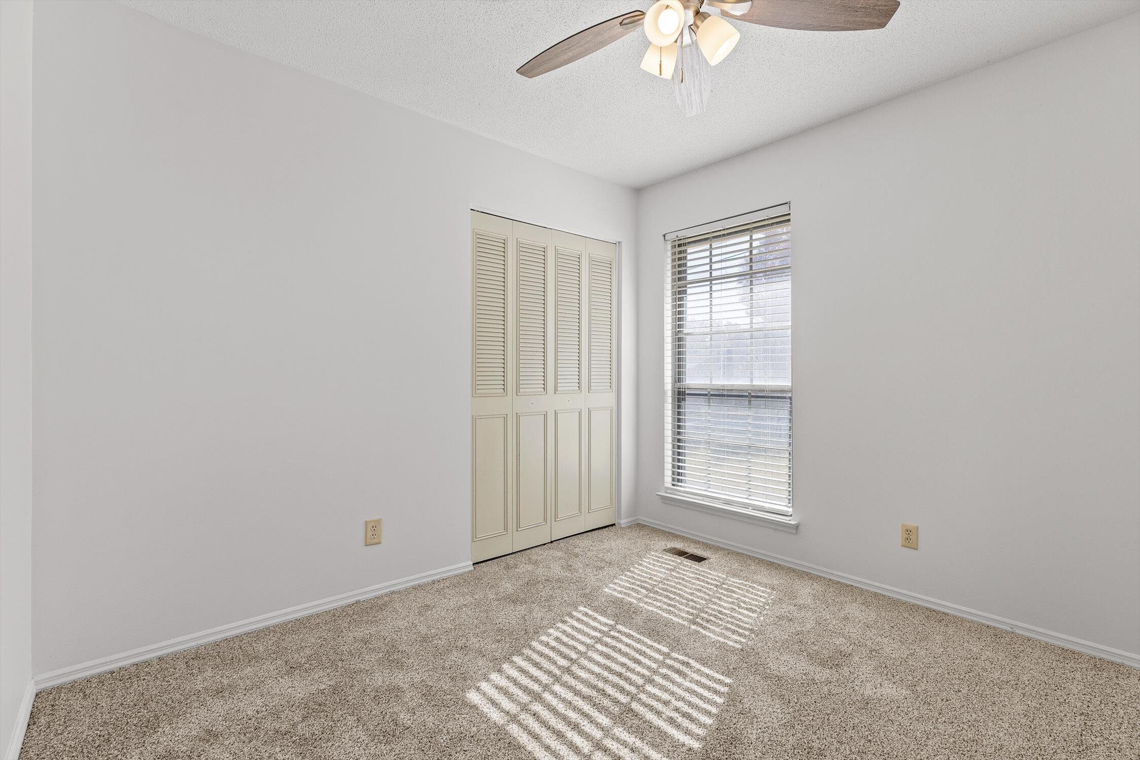 425 Stone Ridge Drive Hixson, TN 37343 - Photo 15 of 35 23-Stone Ridge-23