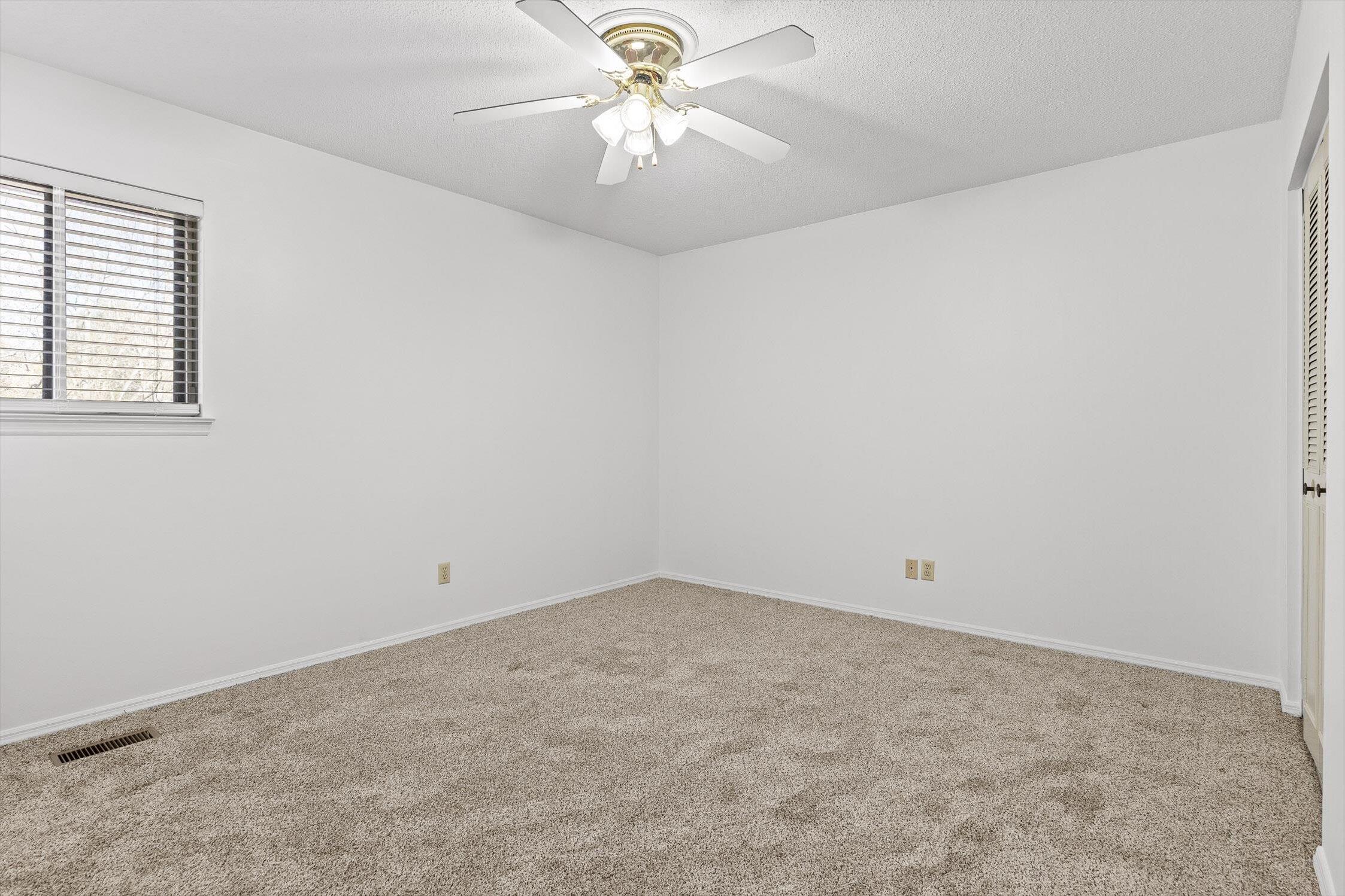 425 Stone Ridge Drive Hixson, TN 37343 - Photo 17 of 35 25-Stone Ridge-25