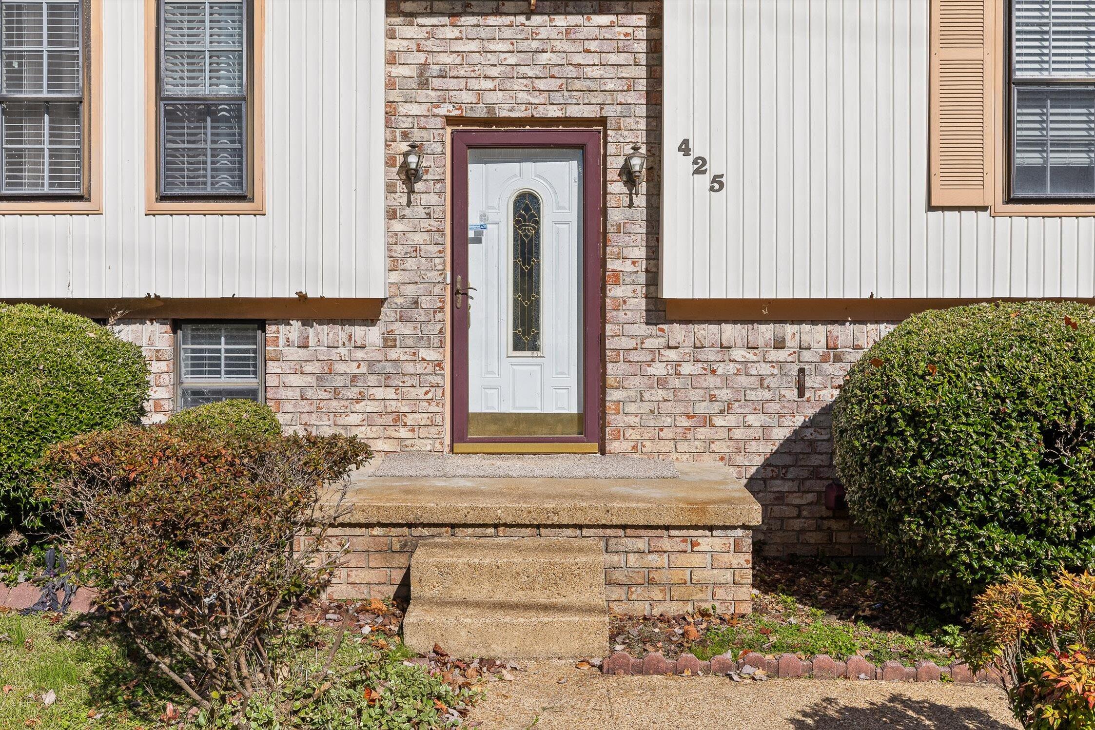 425 Stone Ridge Drive Hixson, TN 37343 - Photo 2 of 35 01-Stone Ridge-1