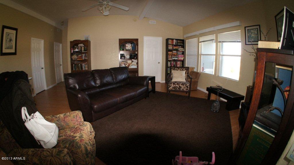13878 North Quail Run Road Florence, AZ 85132 - Photo 6 of 16 DSC03666