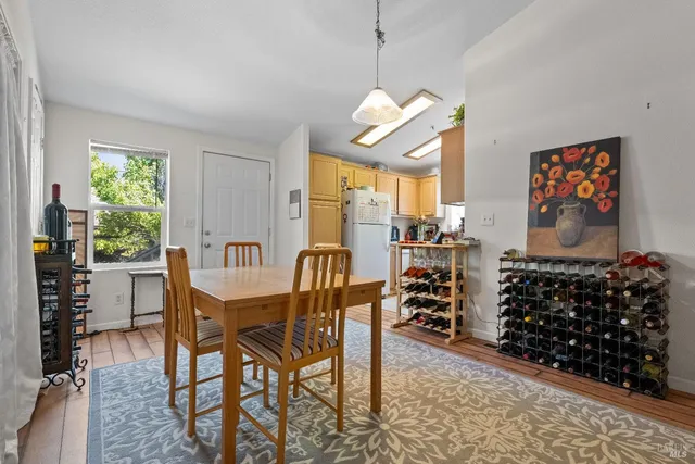 $650,000 | 28 Tarman Drive, Unit A & B, Cloverdale, CA 95425