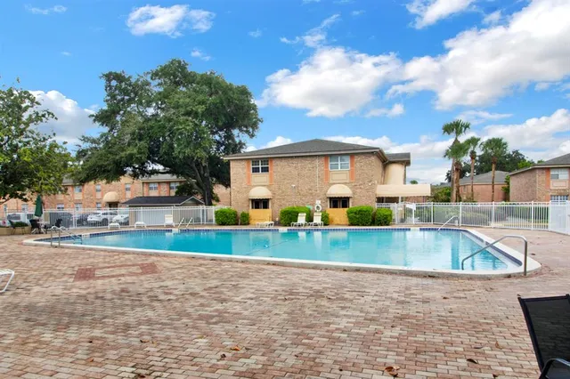 $240,000 | 416 Banyon Tree Circle, Unit 108, Maitland, FL 32751