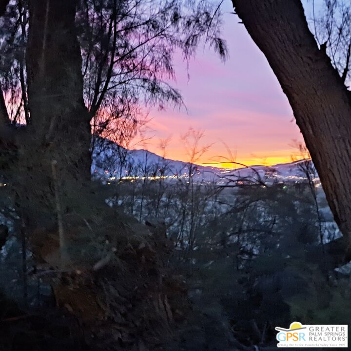 18131 Langlois Road, Unit H1 Desert Hot Springs, CA 92241 - Photo 30 of 44 a view of a yard