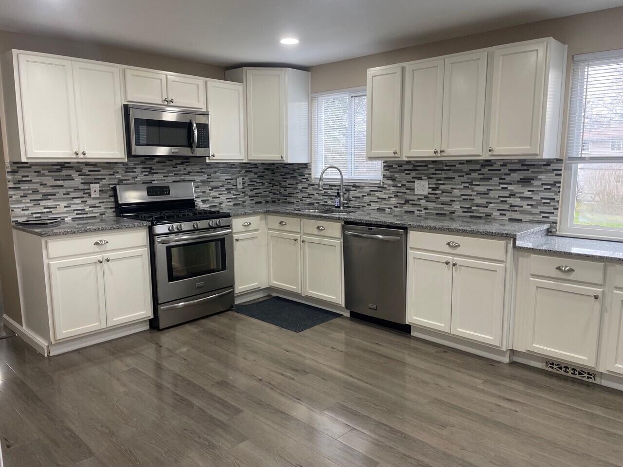 2091 Brittany Road Columbus, OH 43229 - Photo 6 of 24 R1 (6)