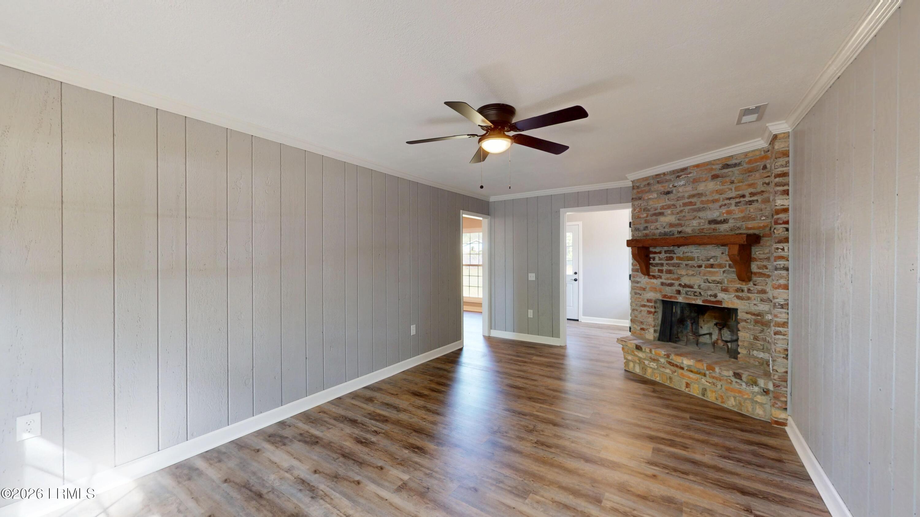 4027 Shell Point Road Beaufort, SC 29906 - Photo 20 of 47 4027-Shell-Point-Road-04092026_090733