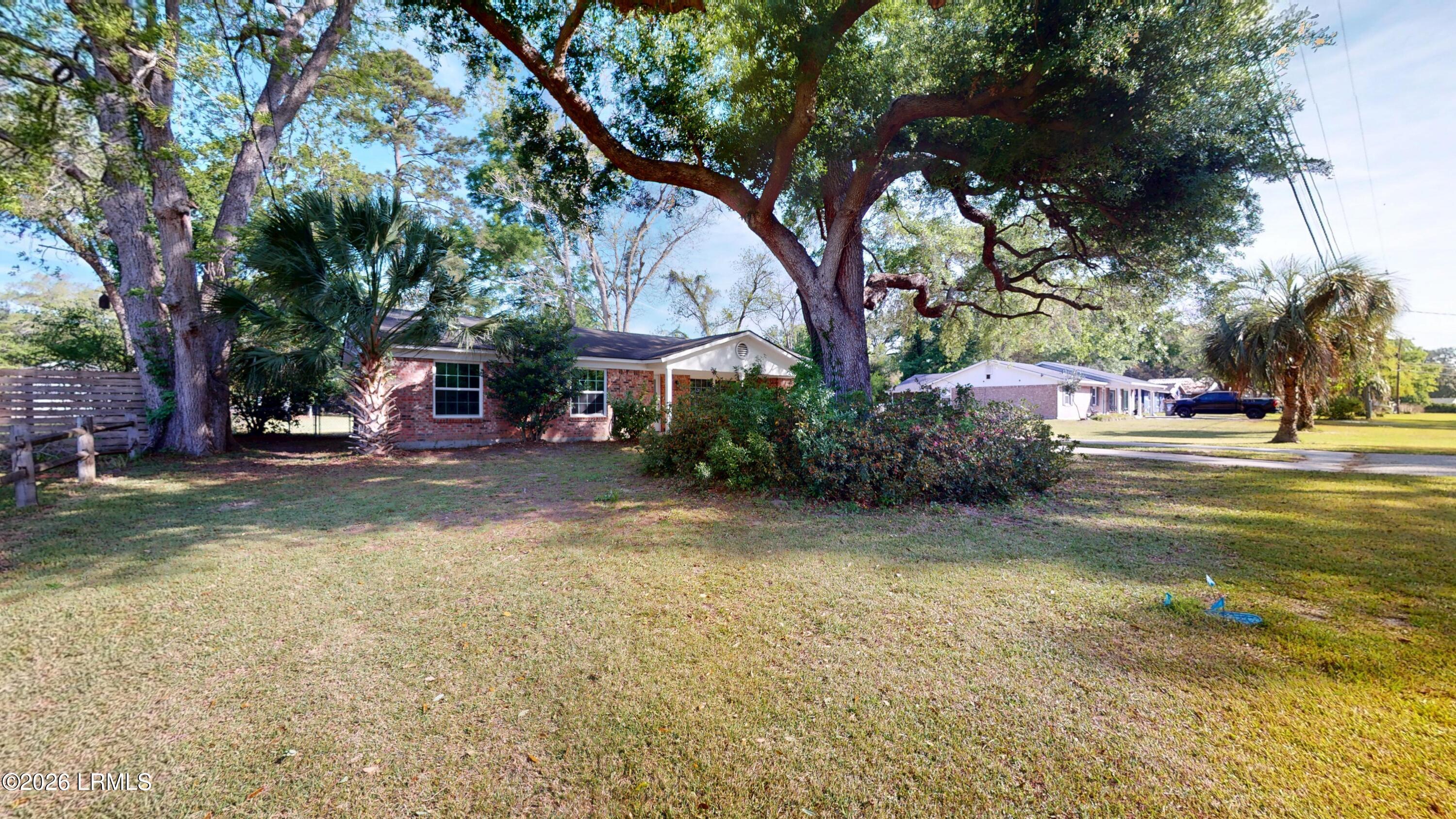 4027 Shell Point Road Beaufort, SC 29906 - Photo 40 of 47 4027-Shell-Point-Road-04092026_093335