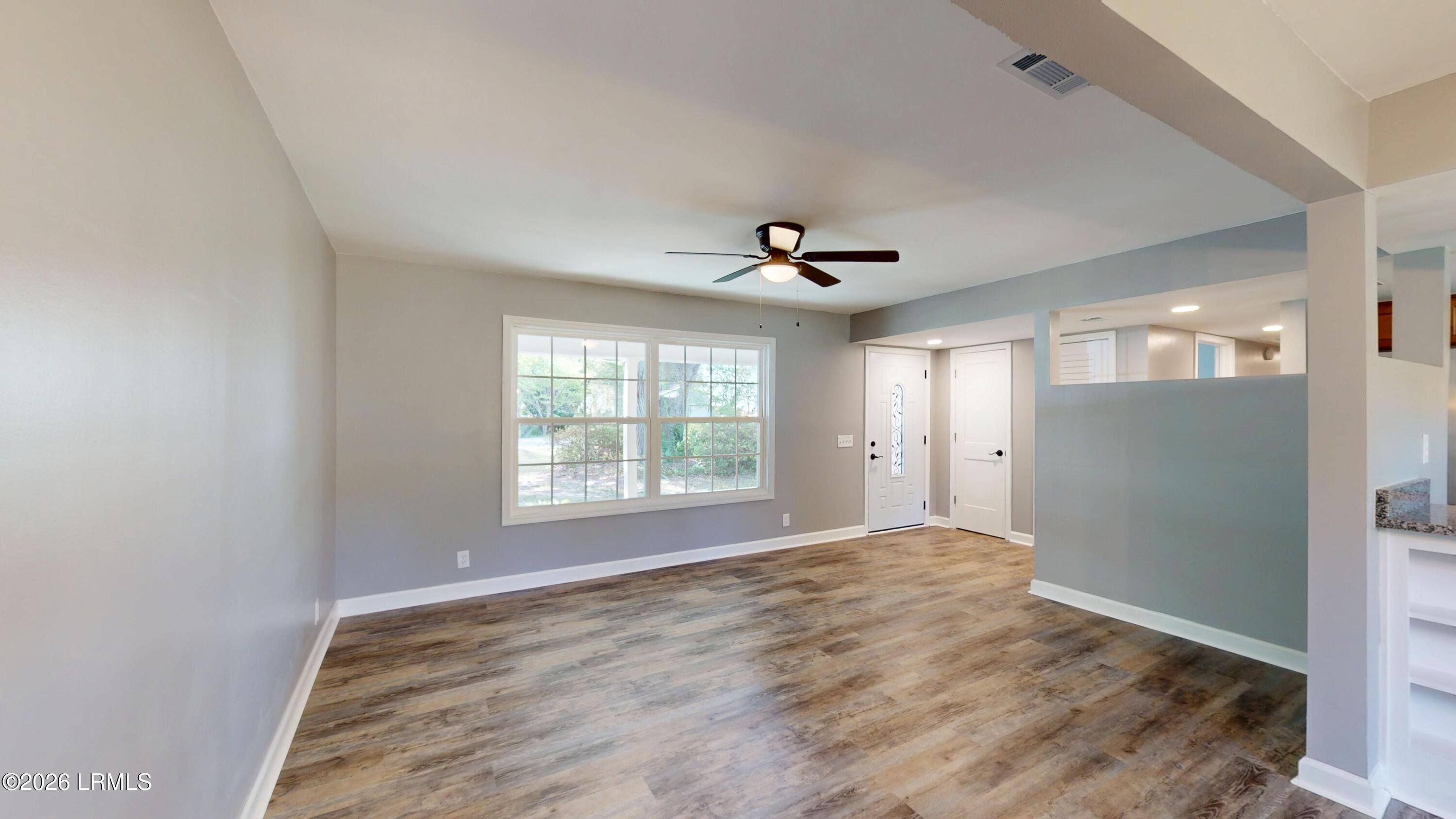 4027 Shell Point Road Beaufort, SC 29906 - Photo 10 of 47 4027-Shell-Point-Road-04082026_202958