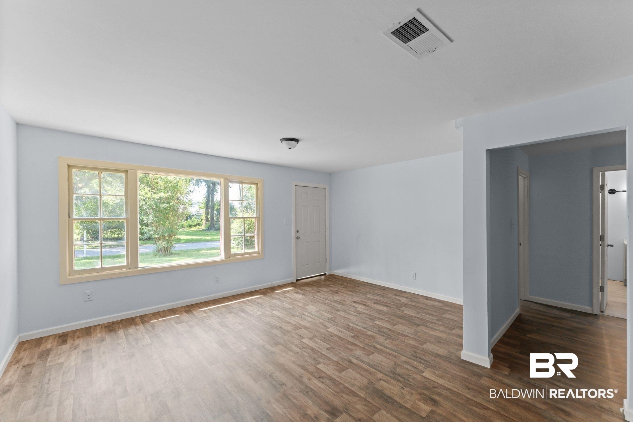 1550 Lartigue Avenue South Mobile, AL 36605 - Photo 4 of 22