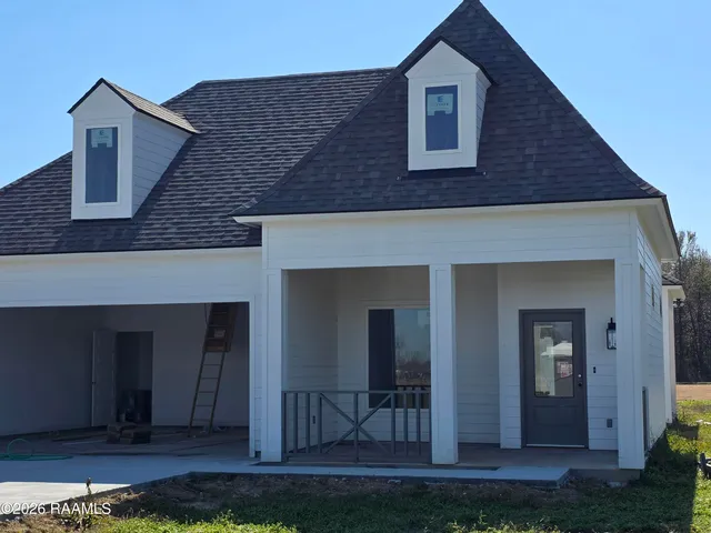 $335,500 | 130 Chase Drive, Scott, LA 70583