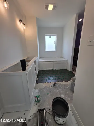 $335,500 | 130 Chase Drive, Scott, LA 70583