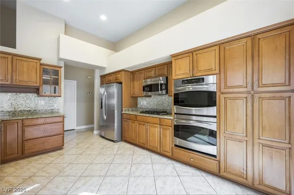 $680,000 | 2107 Eaglepath Circle, Henderson, NV 89074