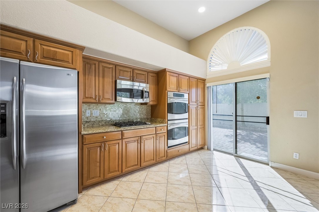 2107 Eaglepath Circle Henderson, NV 89074 - Photo 14 of 51