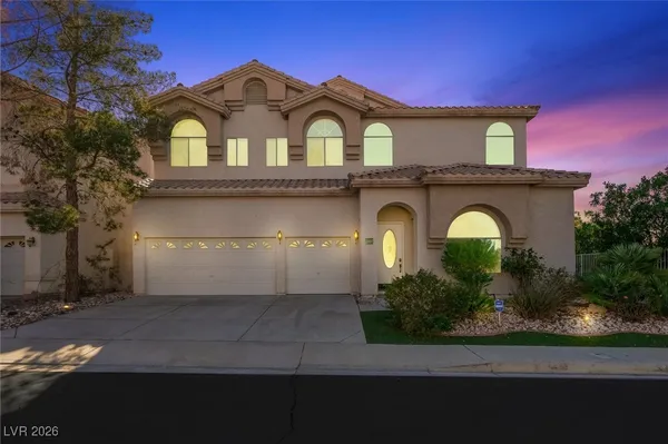 $680,000 | 2107 Eaglepath Circle, Henderson, NV 89074