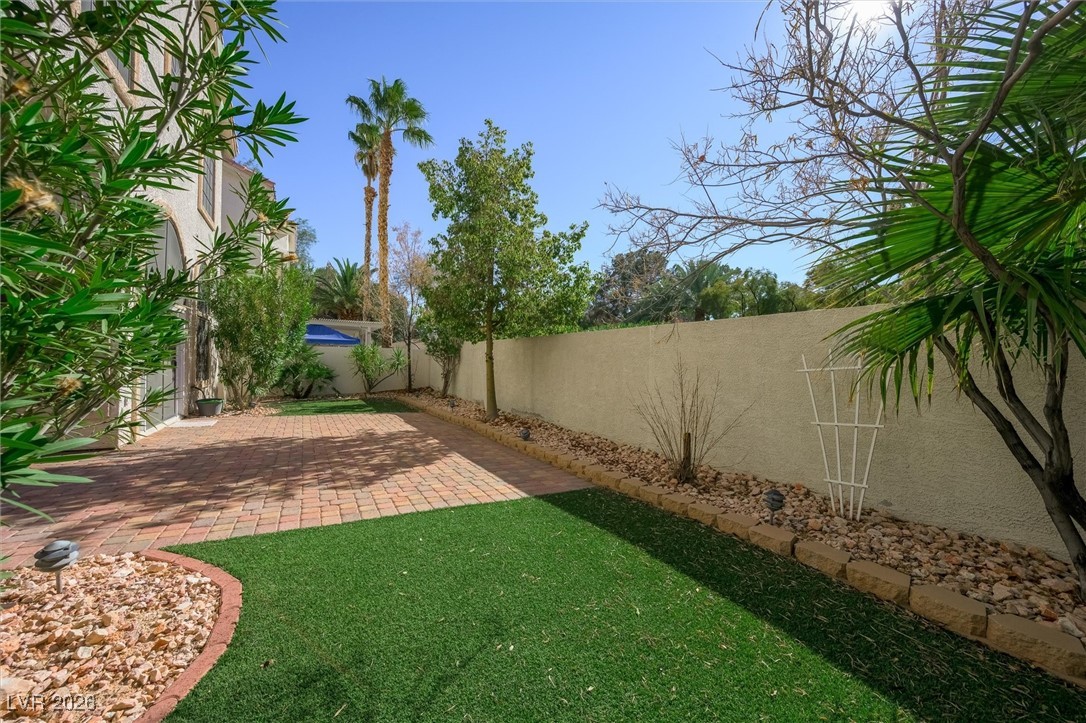 2107 Eaglepath Circle Henderson, NV 89074 - Photo 47 of 51