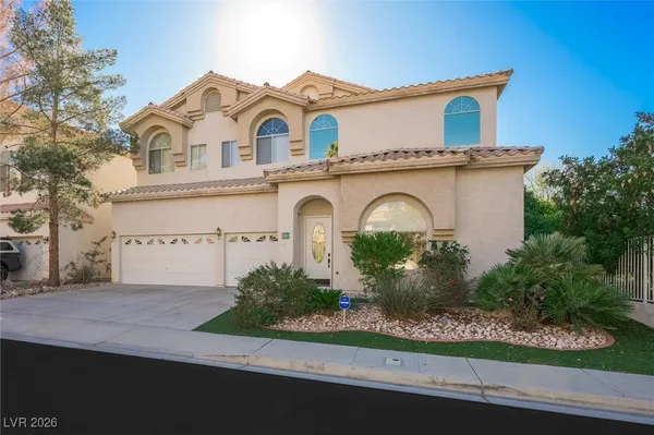 $680,000 | 2107 Eaglepath Circle, Henderson, NV 89074