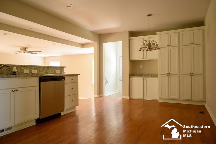 13155 Hannan Road Romulus, MI 48174 - Photo 3 of 15