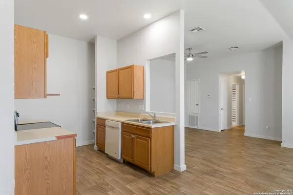 $1,150 | 14532 Clovelly Wood, San Antonio, TX 78233