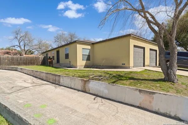 $1,150 | 14532 Clovelly Wood, San Antonio, TX 78233