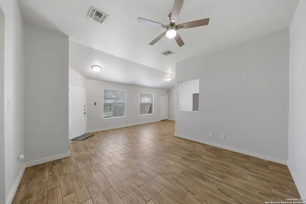 $1,150 | 14532 Clovelly Wood, San Antonio, TX 78233