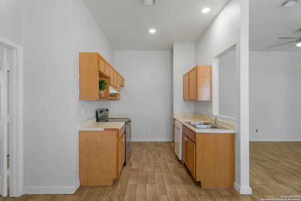 $1,150 | 14532 Clovelly Wood, San Antonio, TX 78233