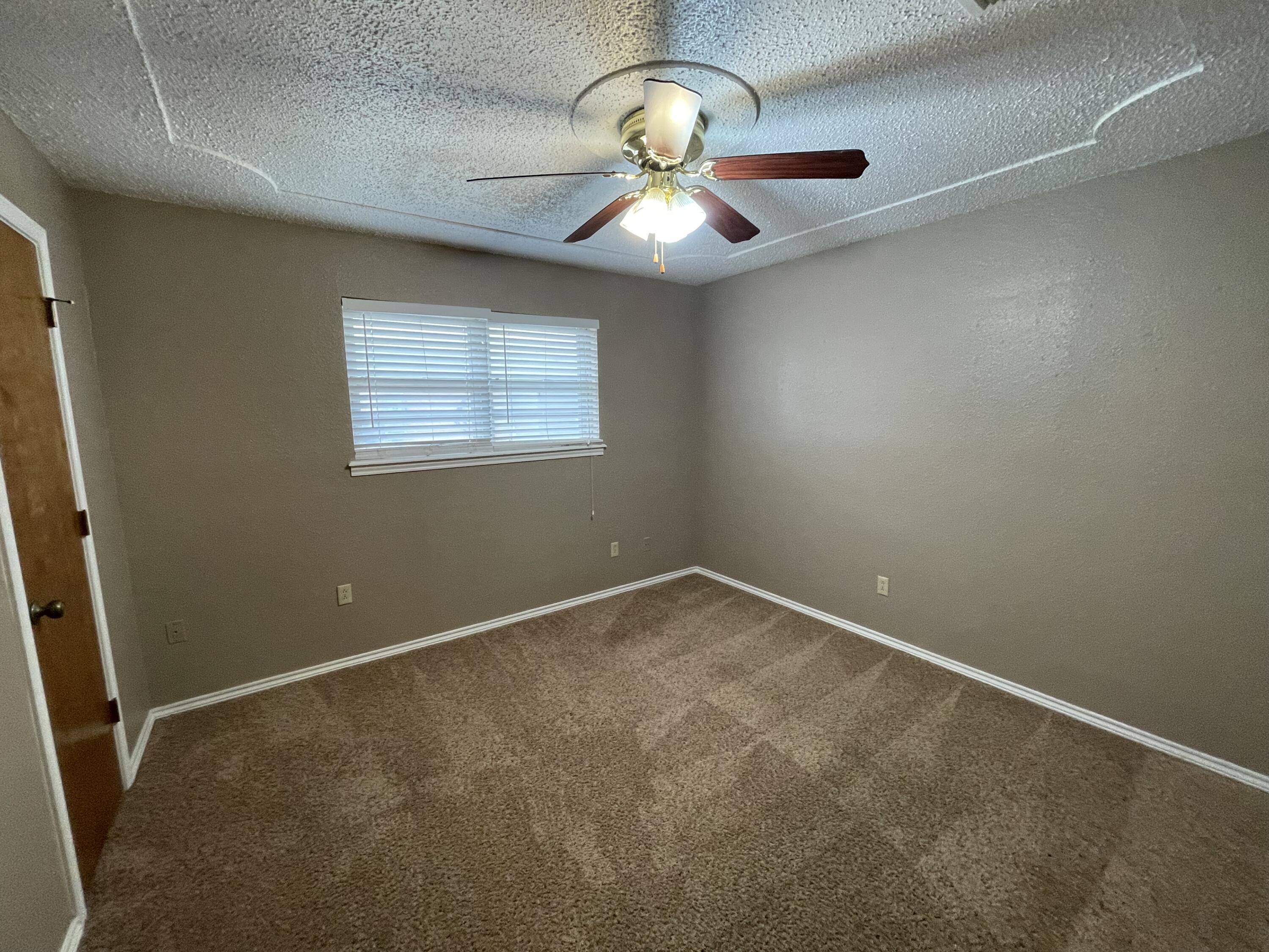 4822 73rd Street Lubbock, TX 79424 - Photo 7 of 9 7