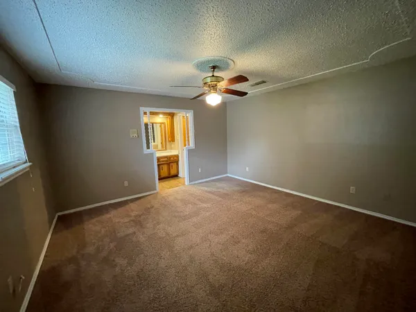$1,500 | 4822 73rd Street, Lubbock, TX 79424