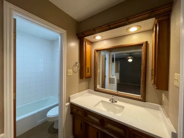 $1,500 | 4822 73rd Street, Lubbock, TX 79424