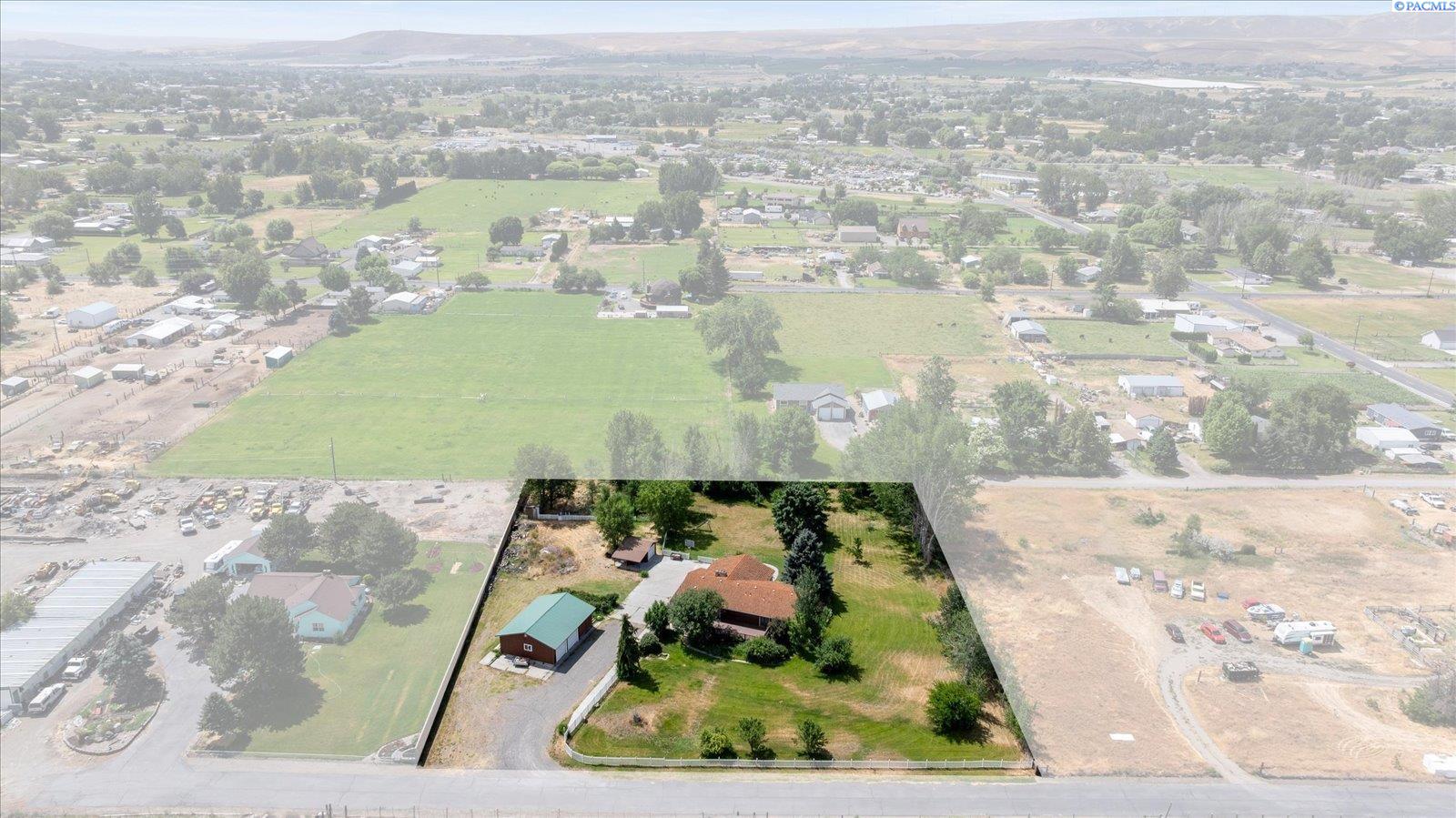20615 South Haney Road Kennewick, WA 99337 - Photo 2 of 50 Gallery Image 2