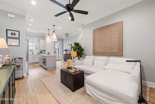 $305,000 | 312 Sandstone Avenue, Scott, LA 70583