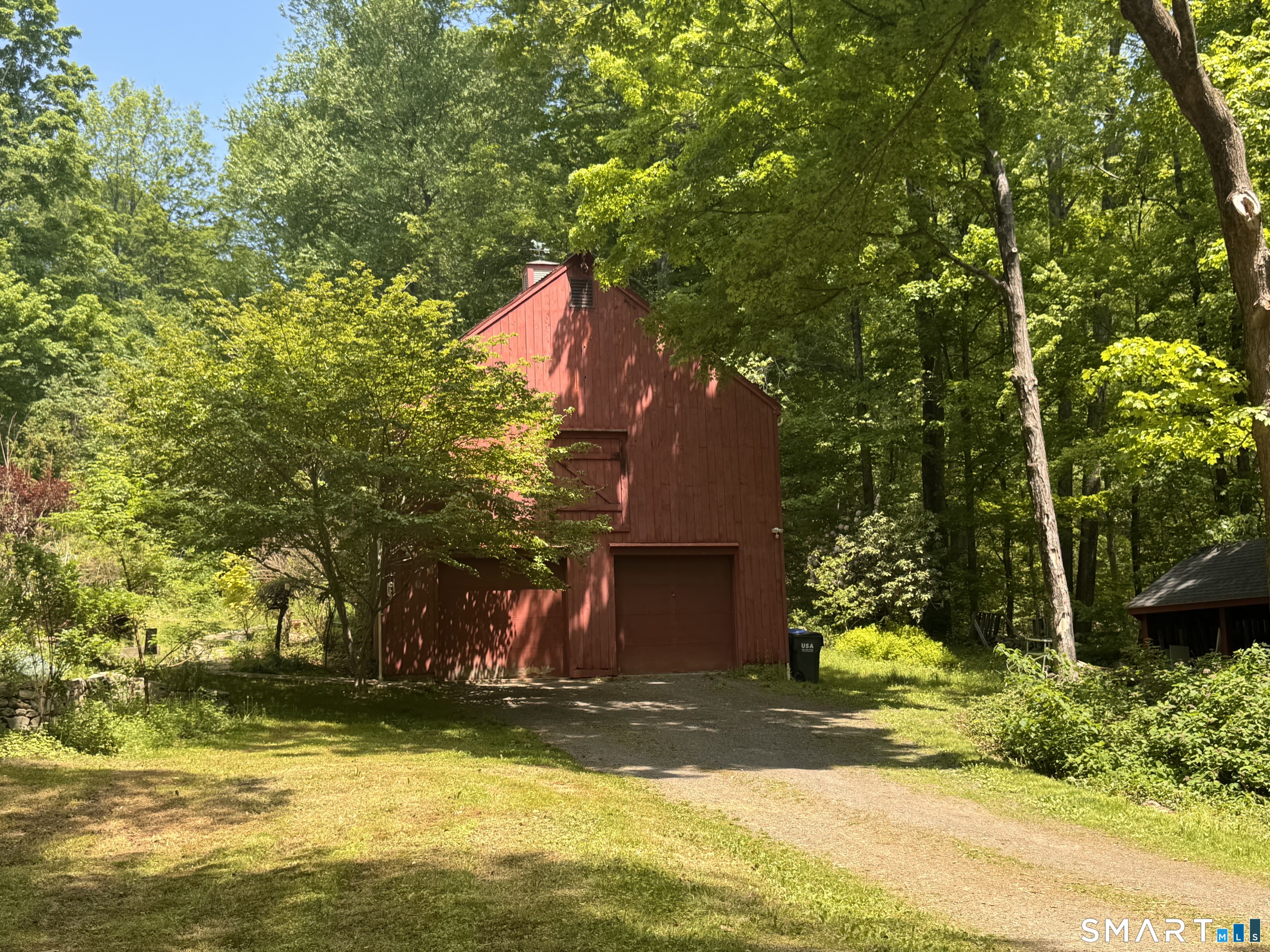 16 Cross Brook Road Woodbury, CT 06798 - Photo 3 of 39