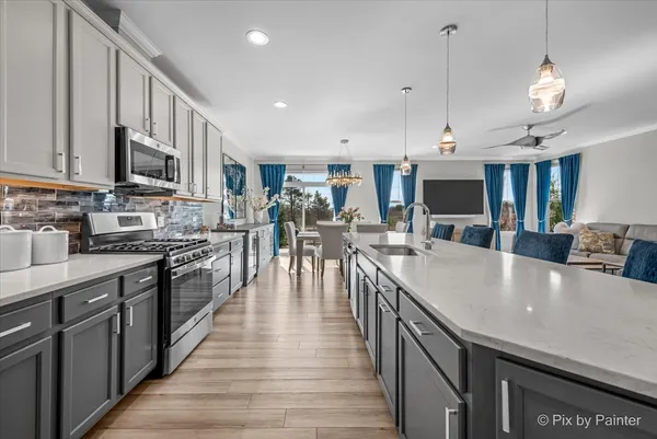 $715,000 | 23155 North Pinehurst Drive, Kildeer, IL 60047