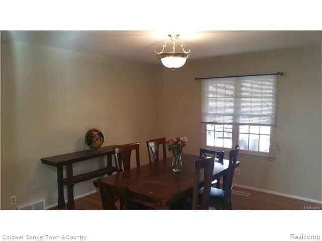 1850 Peavy Road Howell, MI 48843 - Photo 9 of 49 GetMedia-8.ashx - Copy