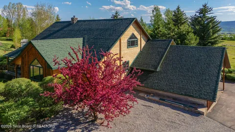 $995,000 | 507 West Elkhorn Drive, Star Valley Ranch, WY 83127