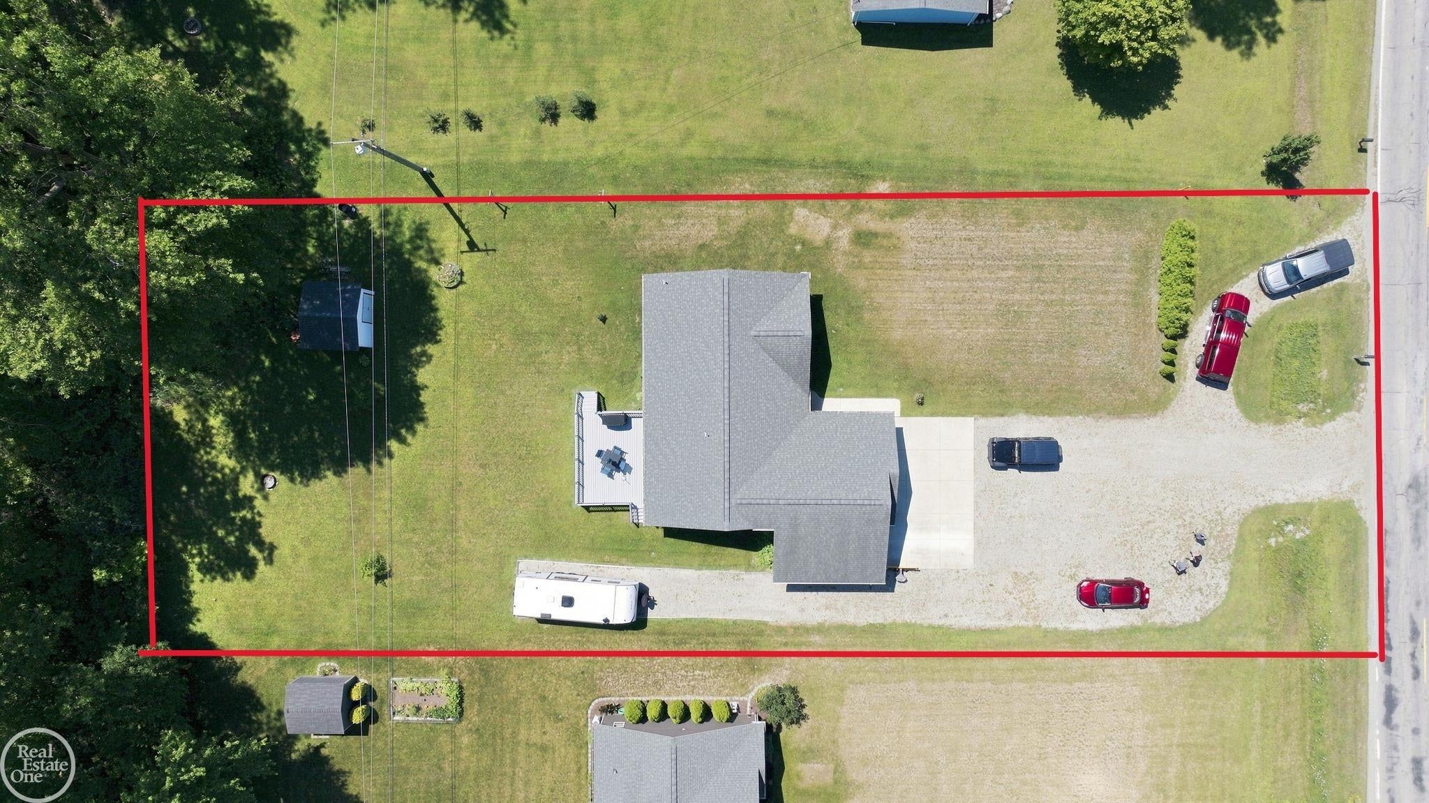 9475 Folkert Road Algonac, MI 48001 - Photo 5 of 27 Gallery Image 5
