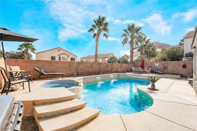$599,000 | 192 Mt St Helens Drive, Henderson, NV 89012