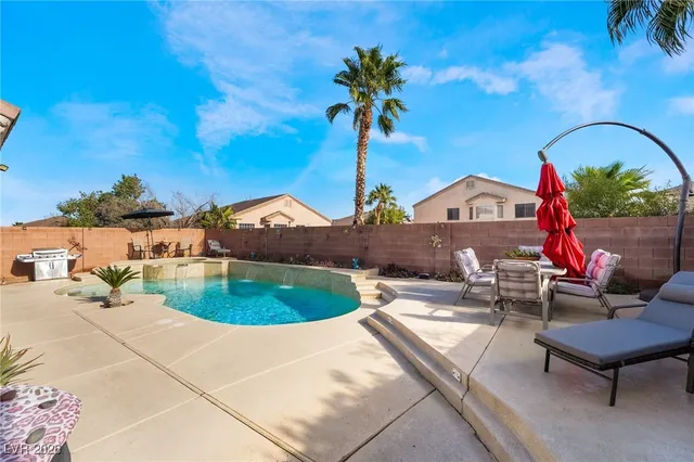 $599,000 | 192 Mt St Helens Drive, Henderson, NV 89012