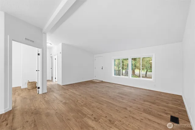 $550,000 | 8381 North Telegraph Road, Everson, WA 98247