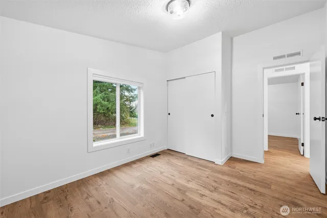 $550,000 | 8381 North Telegraph Road, Everson, WA 98247