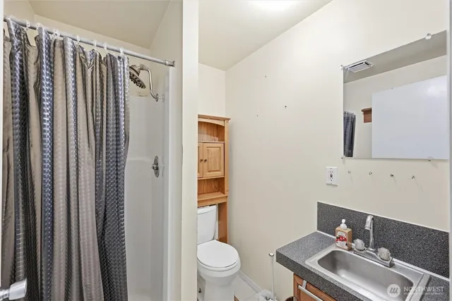 $550,000 | 8381 North Telegraph Road, Everson, WA 98247