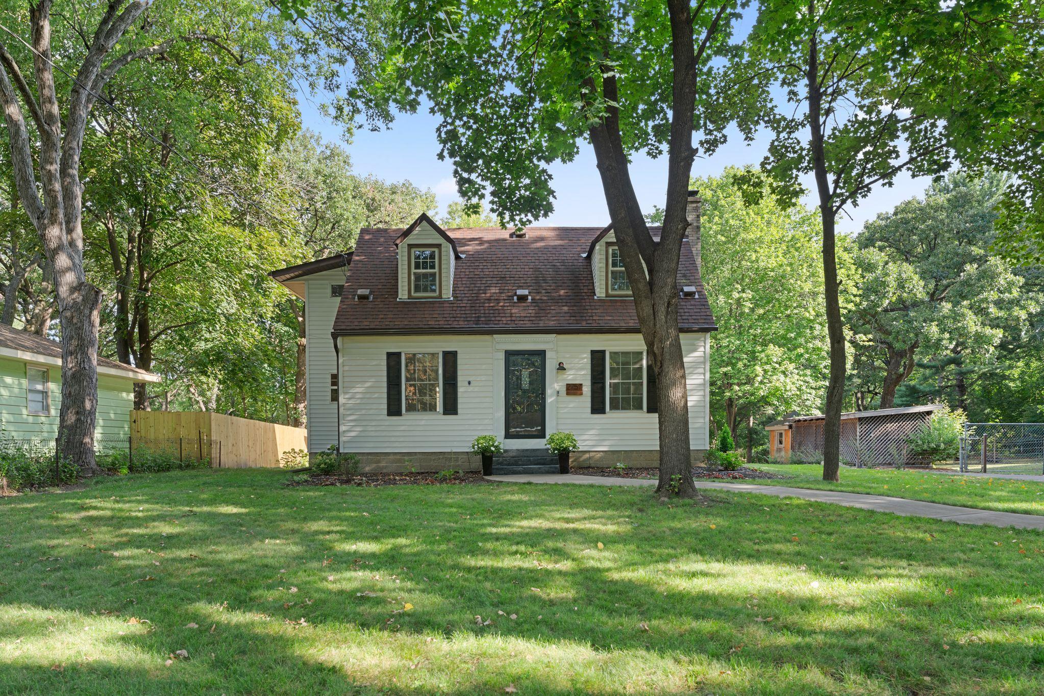 2757 Sherwood Road Mounds View, MN 55112 - Photo 1 of 44 Gallery Image 1
