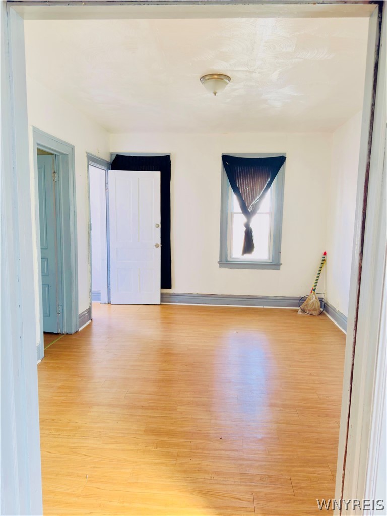 36 Johnson Street Buffalo, NY 14212 - Photo 3 of 9