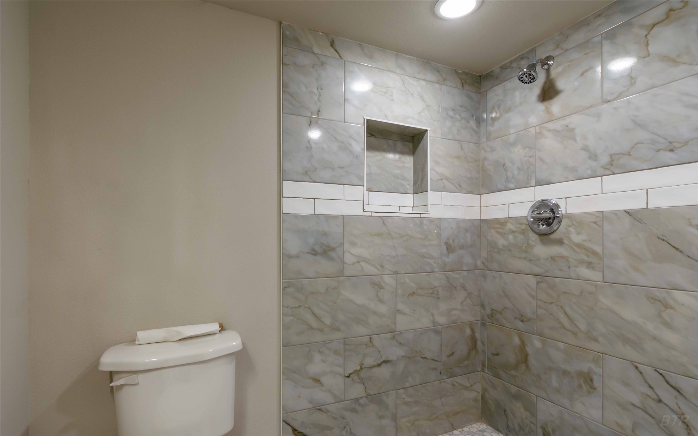 12046 Beechnut Street Houston, TX 77072 - Photo 6 of 16