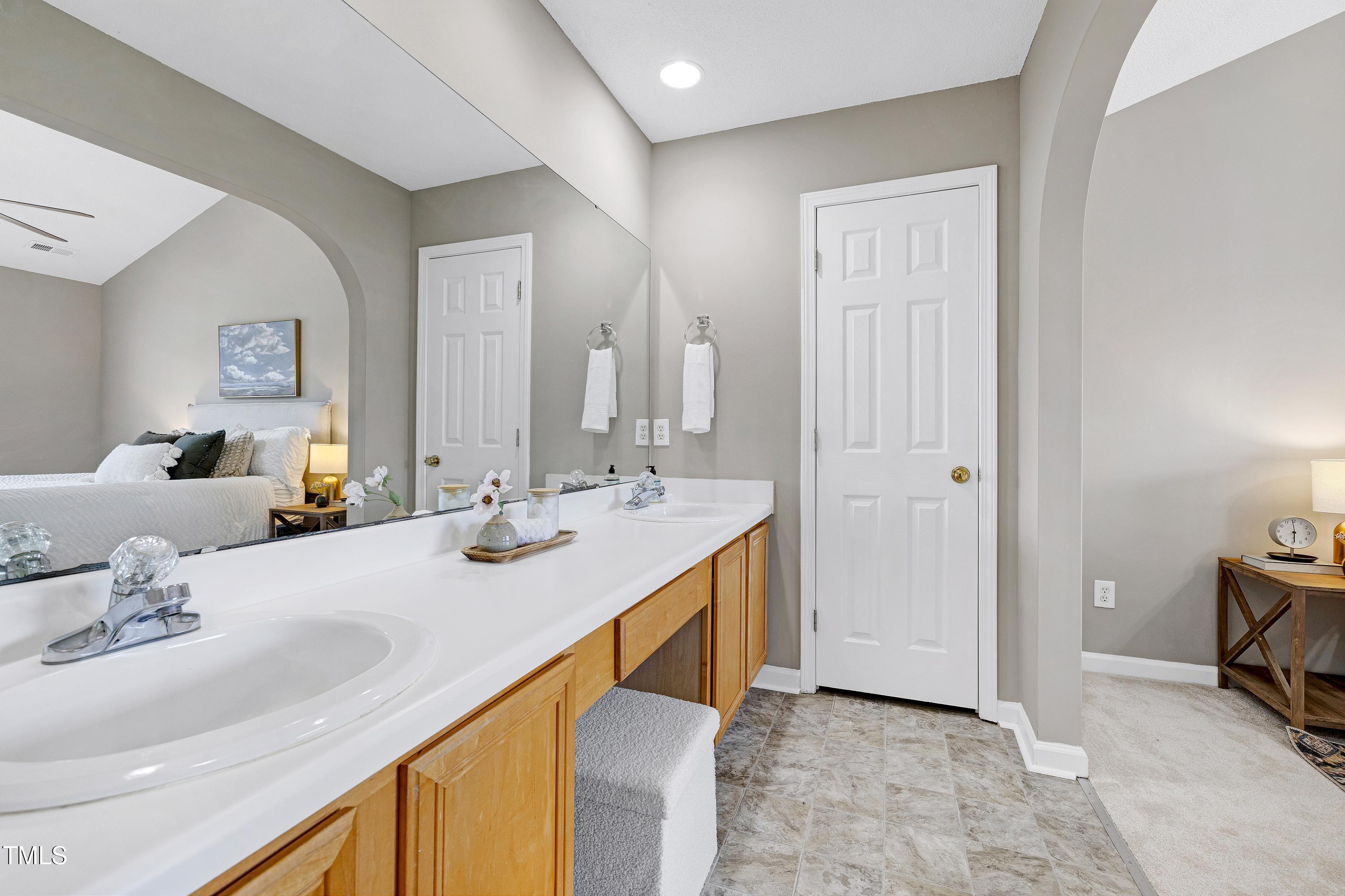 2901 Alder Ridge Lane Raleigh, NC 27603 - Photo 14 of 37 Scene-28