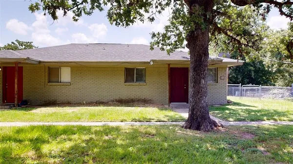 $1,075 | 16567 Farm To Market 2154, Unit 10, College Station, TX 77845