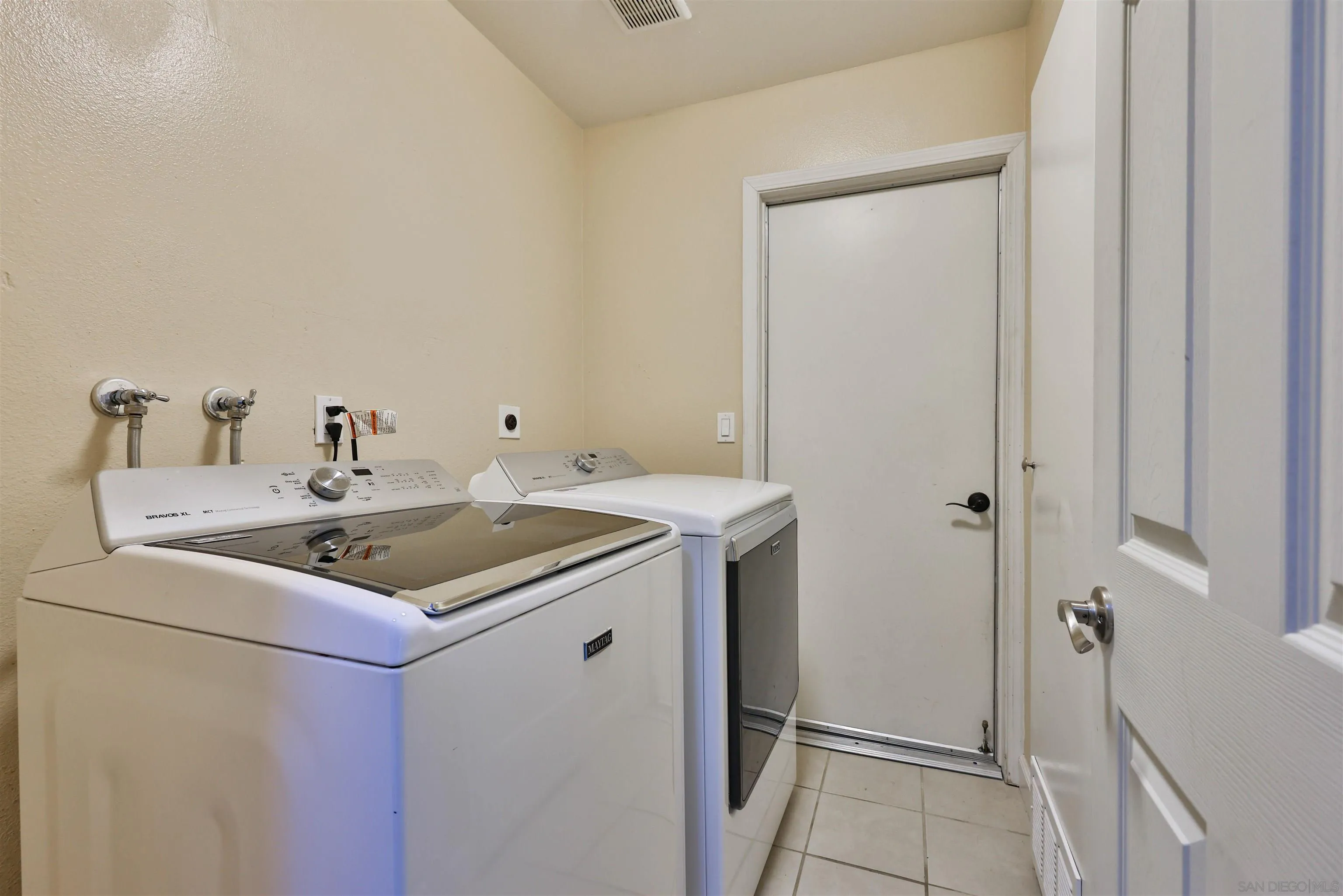7833 Backer Road San Diego, CA 92126 - Photo 18 of 31 Gallery Image 18