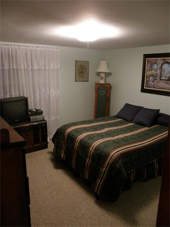 35 Old Southbridge Road Dudley, MA 01571 - Photo 14 of 26 Gallery Image 14