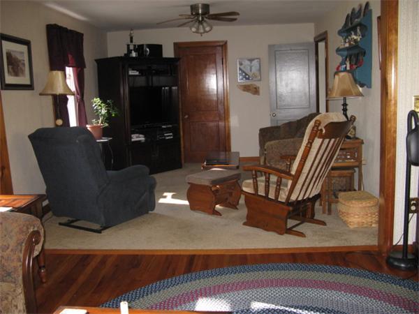 35 Old Southbridge Road Dudley, MA 01571 - Photo 6 of 26 Gallery Image 6